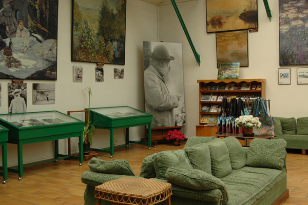 Giverny Interior Giverny Interior