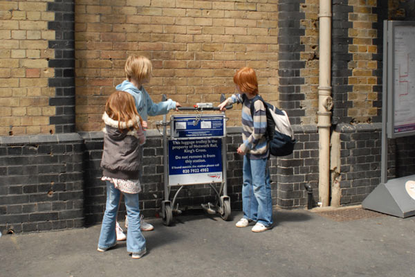 Kings Cross Platform Harry Potter trolley