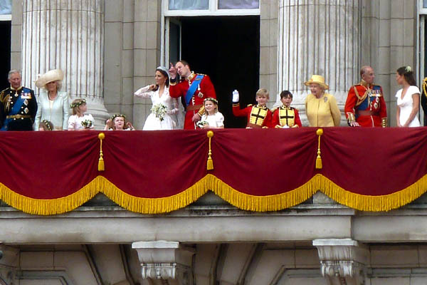 Kate and William on the Balcony The Royal Family on the Balcony, Kind permission of Magnus D http://