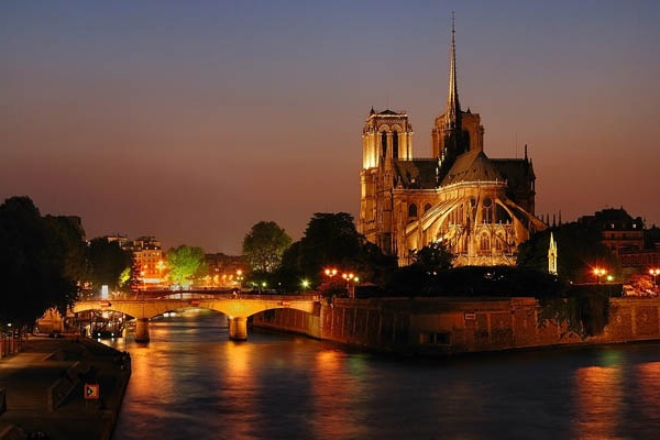 Notre Dame Paris, Night
