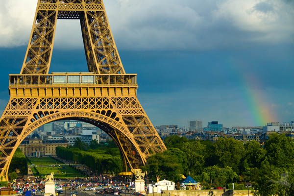 London to Paris by Eurostar. Meet your private guide for your day tour. London to Paris by Eurostar. Meet your private guide for your day tour.
