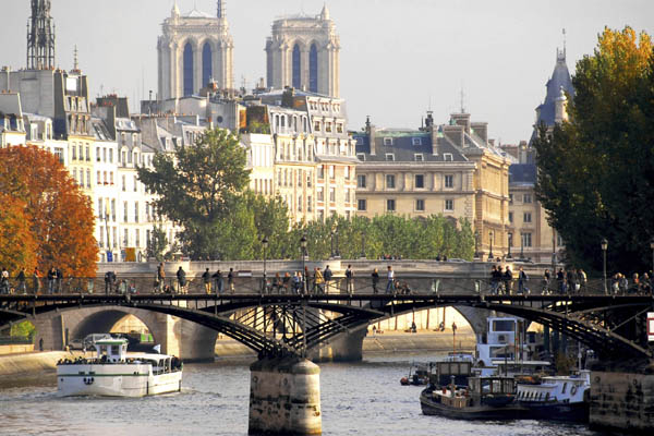 Notre Dame and the Seine Notre Dame and the Seine