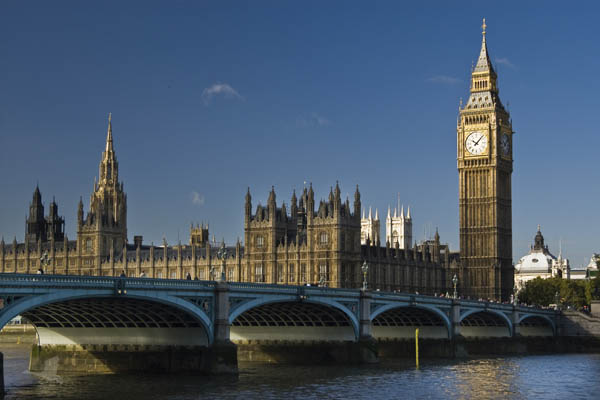 parliament-across-thames-2_4ee236b8e9333-600x400.jpg